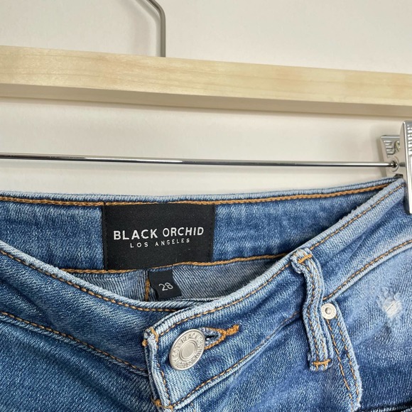 BLACK ORCHID LA | Marisa Relaxed Straight Fray Jeans | 28 - Picture 5 of 5